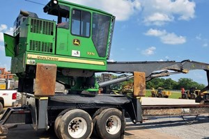 2017 John Deere 337E  Log Loader